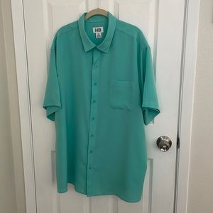 HB Brand from DXL Men’s. Straight hem bottom and side slits for comfort.